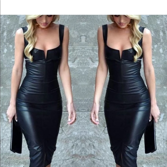 🆕 ↙️ FAUX LEATHER BANDAGE DRESS 🔹 - Picture 2 of 2